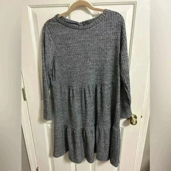 Maggy London Tiered Knit Dress‎ Charcoal Gray Heather - sz 14 - Picture 1 of 7